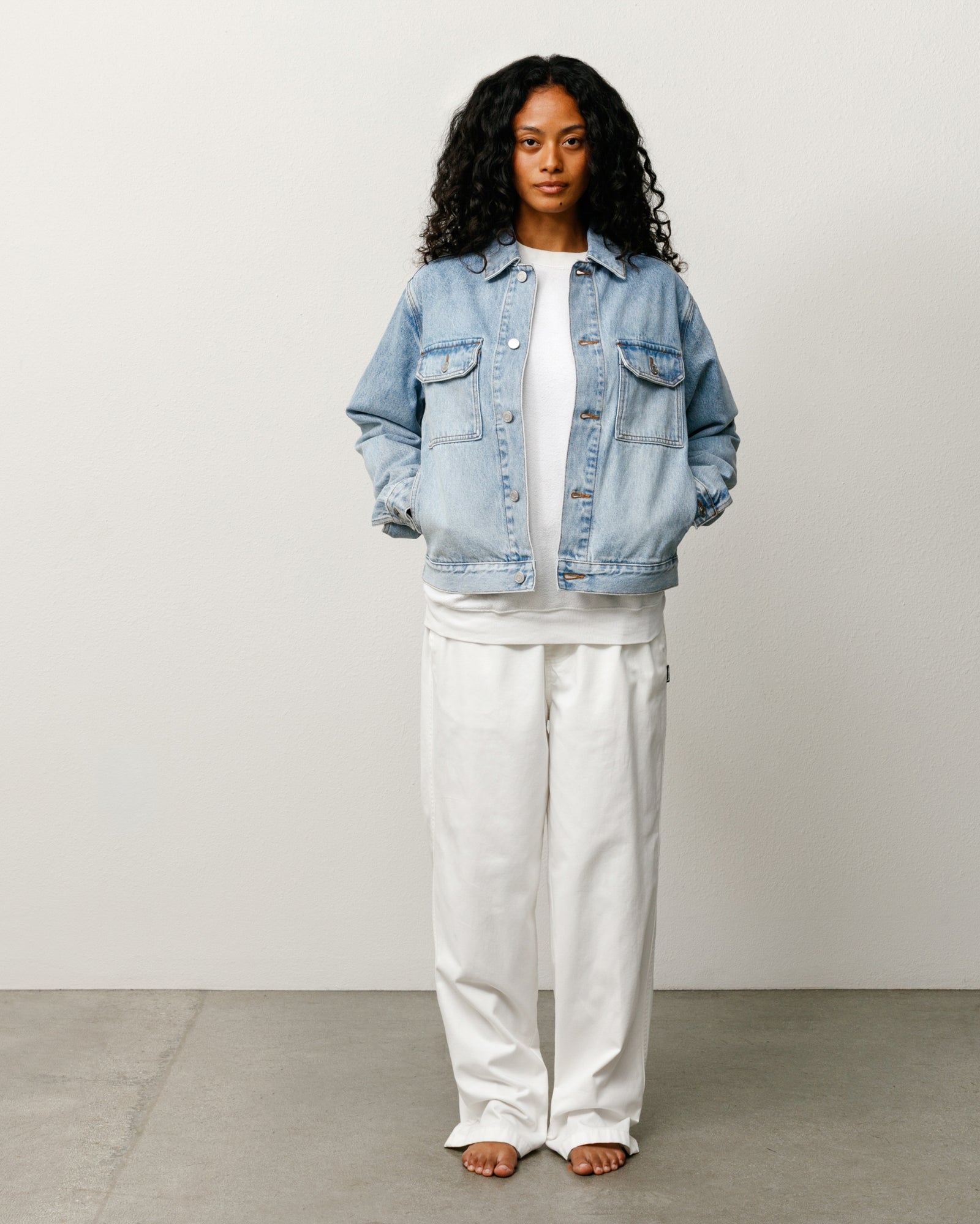 DENIM TRUCKER JACKET